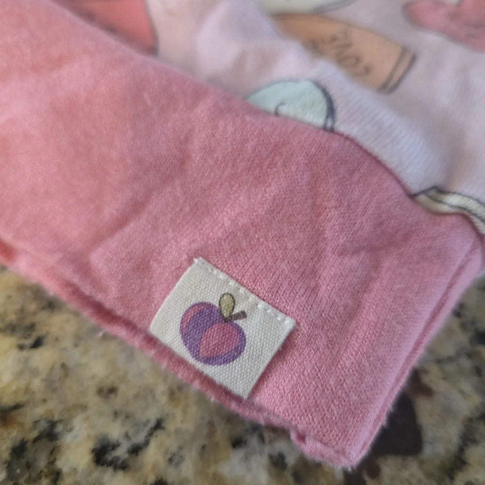 Cheeky Plum Pink Heart Pattern Kids Sweatshirt